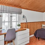 Punatulkku By Interhome * Hirsjärvi