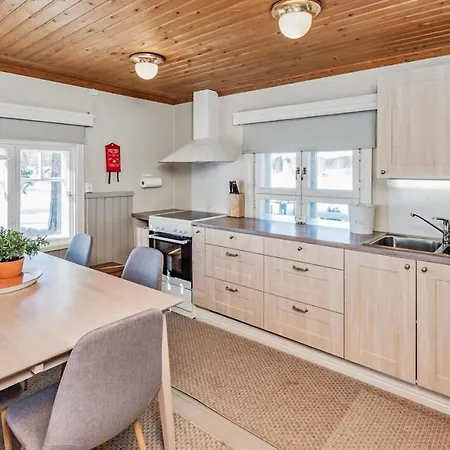 Punatulkku By Interhome 펜션 Hirsjärvi