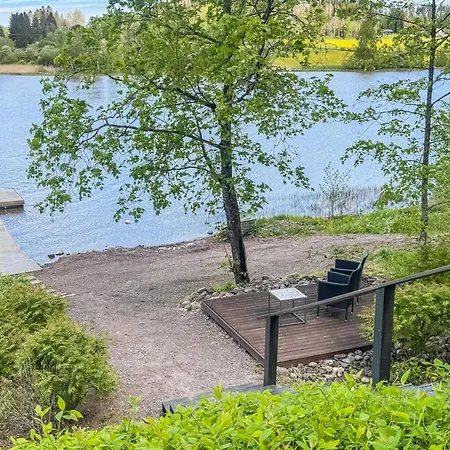 Punatulkku By Interhome