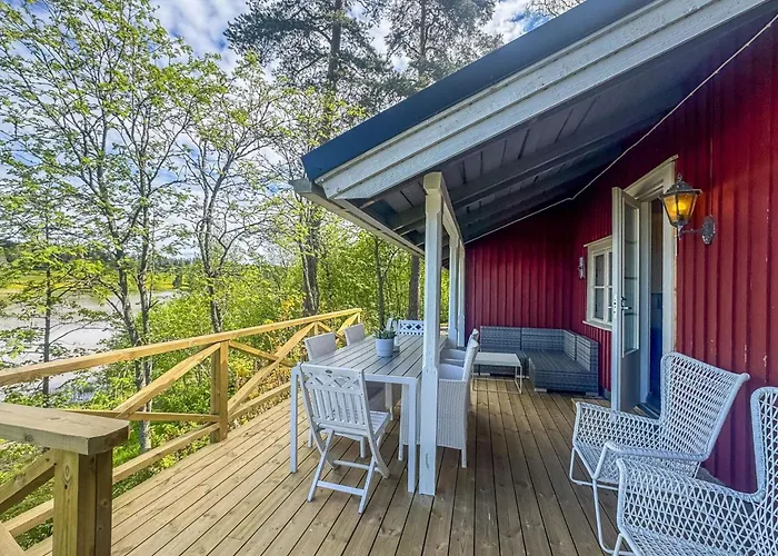 Punatulkku By Interhome Hirsjärvi